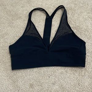 Lululemon Twist and Train Bra